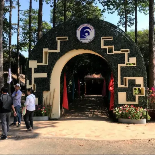 Cu Chi Tunnels