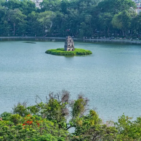 还剑湖 (Hoan Kiem Lake)